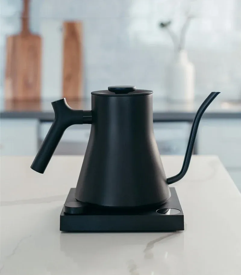 FELLOW KETTLE EKG STAGG_hervidor-fellow-kettle-stagg-ekg-pro-negro-mate.webp